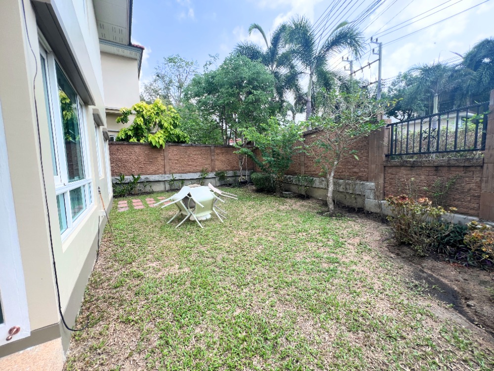 For SaleHousePattaya, Bangsaen, Chonburi : House for sale with tenant, Casa Legend Sriracha, Suan Suea, 59.7 sq m., newly renovated, corner unit