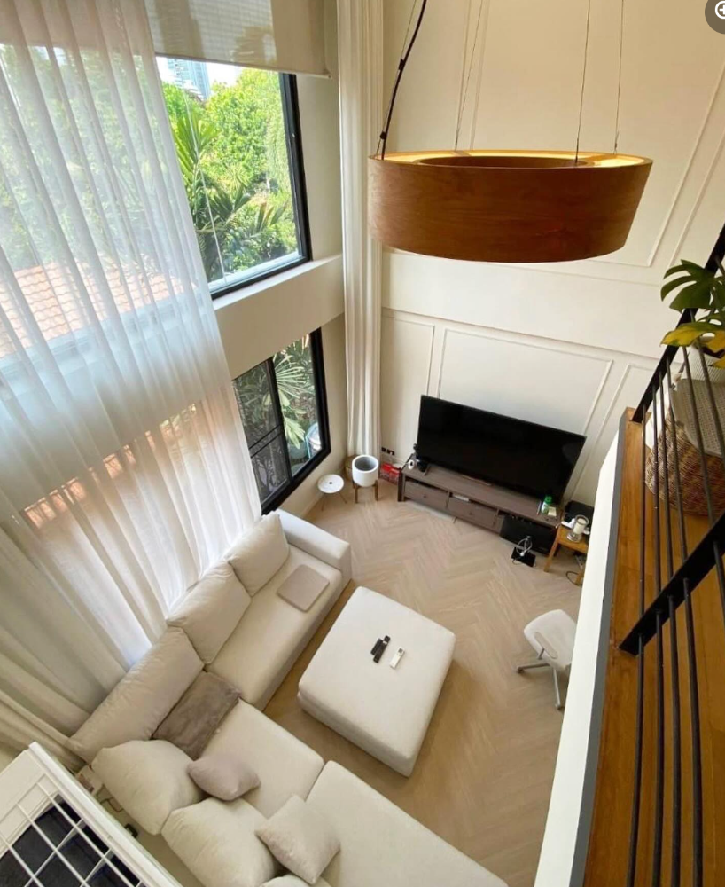 For RentTownhomeSukhumvit, Asoke, Thonglor : Townhome with double volume living space FOR RENT In Thonglor- Sukhumvit 49