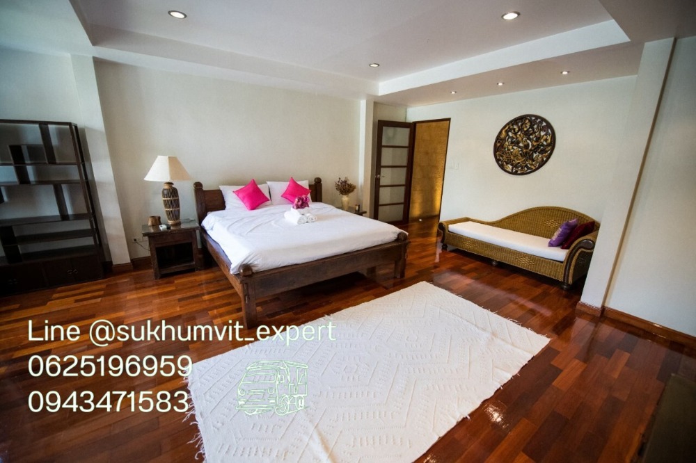 ขายบ้านสุขุมวิท อโศก ทองหล่อ : ขายบ้าน ทาวน์เฮาส์ พร้อมพงษ์ ทองหล่อ  สภาพดี 37 ตร.วา 4 ห้องนอน 5 ห้องน้ำ จอดรถได้ 2 คัน