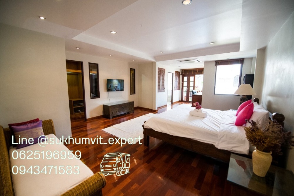 ขายบ้านสุขุมวิท อโศก ทองหล่อ : ขายบ้าน ทาวน์เฮาส์ พร้อมพงษ์ ทองหล่อ  สภาพดี 37 ตร.วา 4 ห้องนอน 5 ห้องน้ำ จอดรถได้ 2 คัน