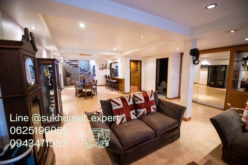 ขายบ้านสุขุมวิท อโศก ทองหล่อ : ขายบ้าน ทาวน์เฮาส์ พร้อมพงษ์ ทองหล่อ  สภาพดี 37 ตร.วา 4 ห้องนอน 5 ห้องน้ำ จอดรถได้ 2 คัน