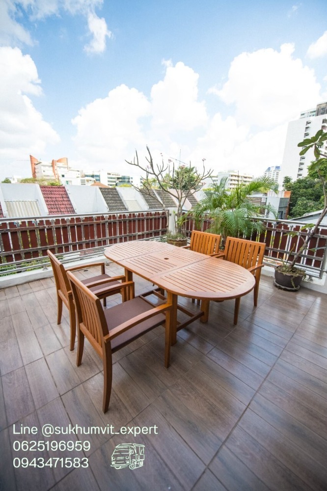 ขายบ้านสุขุมวิท อโศก ทองหล่อ : ขายบ้าน ทาวน์เฮาส์ พร้อมพงษ์ ทองหล่อ  สภาพดี 37 ตร.วา 4 ห้องนอน 5 ห้องน้ำ จอดรถได้ 2 คัน