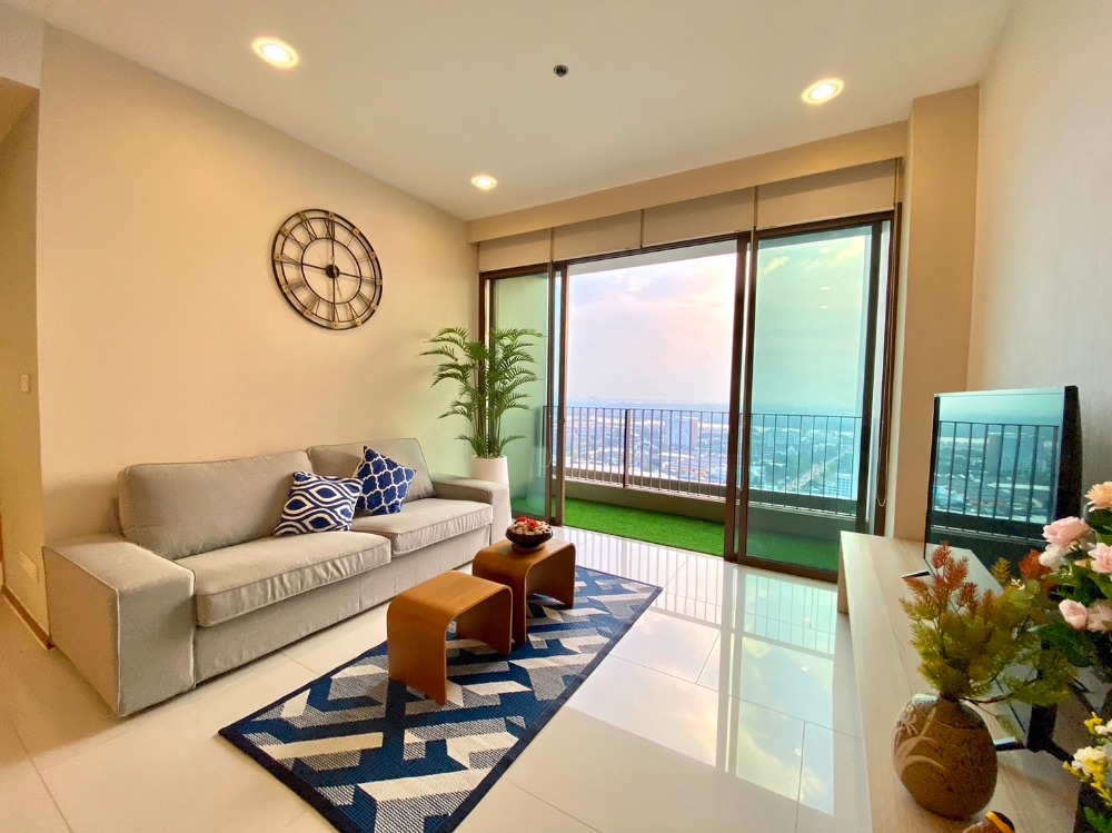 ให้เช่าคอนโดสุขุมวิท อโศก ทองหล่อ : The Emporio Place 1 Bedroom 1 Bathroom For Rent