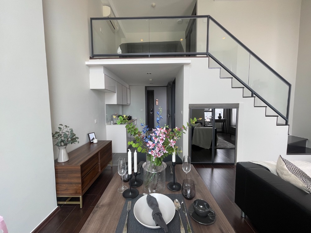 ให้เช่าคอนโดสุขุมวิท อโศก ทองหล่อ : โครงการ C Ekkamai Condominium 🔥🔥เช่าเพียง 29,000 บาท/เดือน🔥🔥🌺พื้นที่ขนาด 42 ตร.ม. ชั้นที่ 42 🌺1 ห้องนอน 1ห้องน้ำ