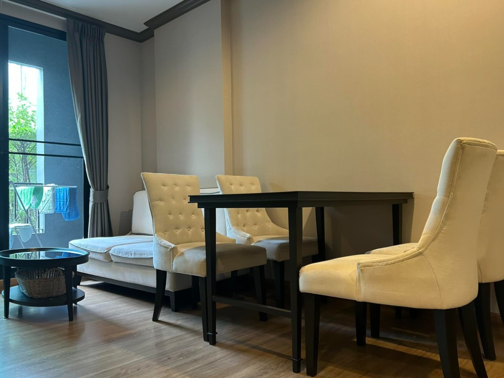 ให้เช่าคอนโดสยาม จุฬา สามย่าน : The Reserve Kasemsan 3【𝐒𝐄𝐋𝐋 & 𝐑𝐄𝐍𝐓】🔥ห้องสไตล์ Classic 2 ห้องนอน พื้นที่กว้าง มีอ่างอาบน้ำ! ใกล้BTSสนามกี่ฬา🔥  ติดต่อไลน์ไอดี: @hacondo