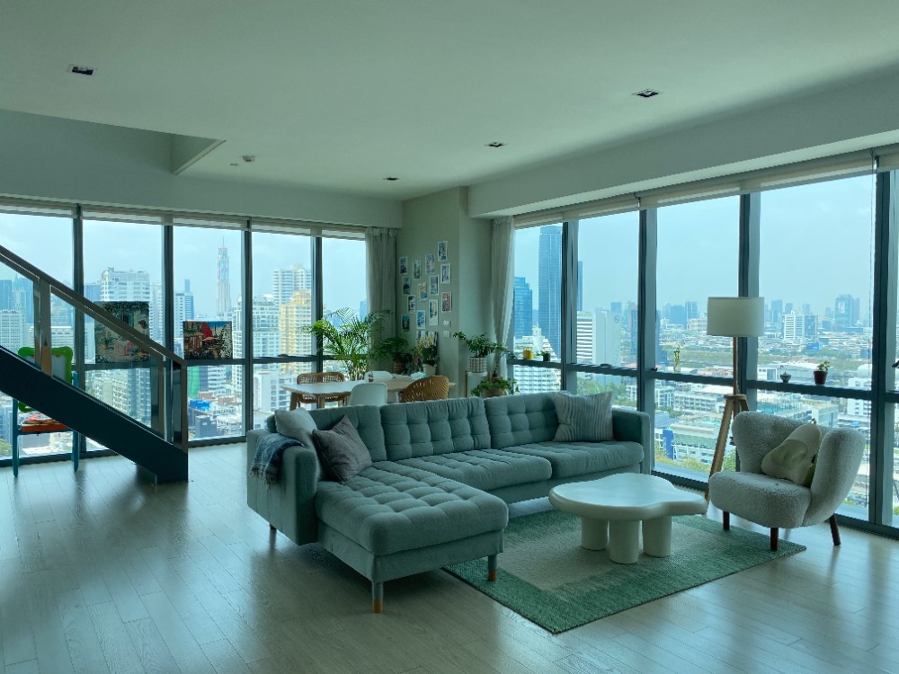 ให้เช่าคอนโดสุขุมวิท อโศก ทองหล่อ : Duplex High Floor 2 Beds Condo for Rent!
