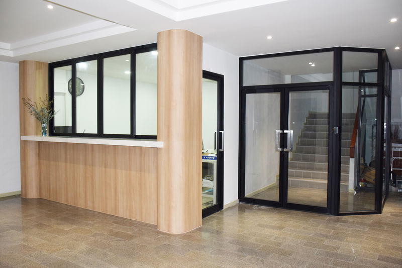 ให้เช่าสำนักงานสุขุมวิท อโศก ทองหล่อ : ให้เช่าออฟฟิศ รีโนเวทใหม่สไตล์มินิมอล ใกล้รถไฟฟ้าสถานีทองหล่อ พร้อมเข้าอยู่ทันที