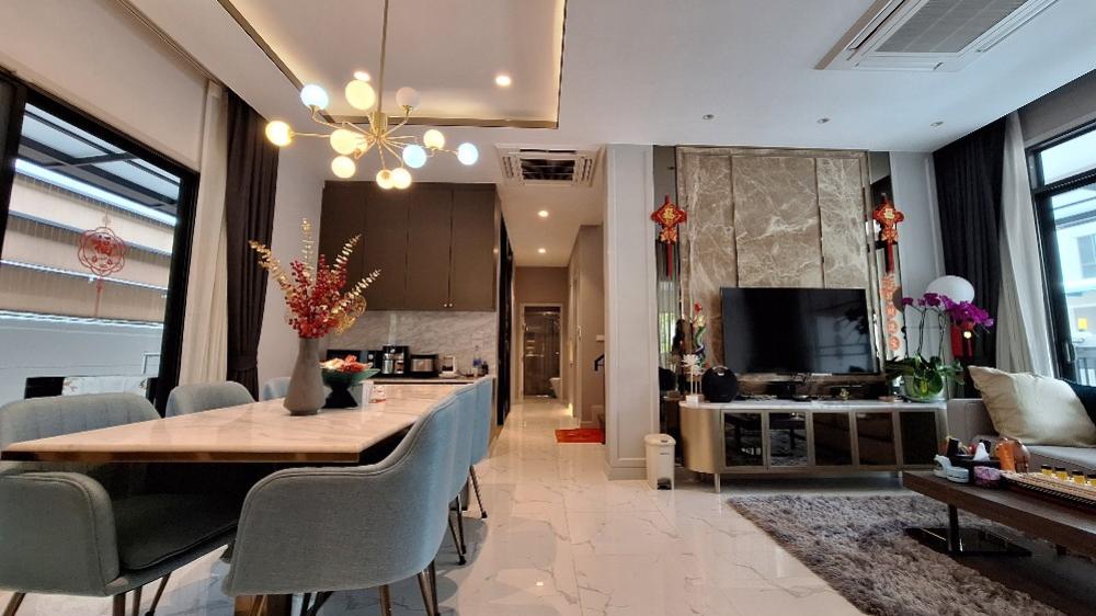 ขายบ้านบางนา แบริ่ง ลาซาล : ขายบ้าน บางกอก บูเลอวาร์ด (ศรีนครินทร์-บางนา) พร้อมเฟอร์นิเจอร์ และเครื่องใช้ไฟฟ้า