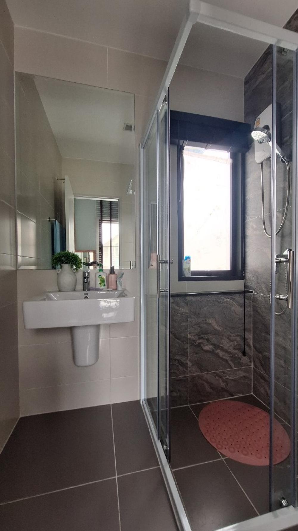 ขายบ้านบางนา แบริ่ง ลาซาล : ขายบ้าน บางกอก บูเลอวาร์ด (ศรีนครินทร์-บางนา) พร้อมเฟอร์นิเจอร์ และเครื่องใช้ไฟฟ้า