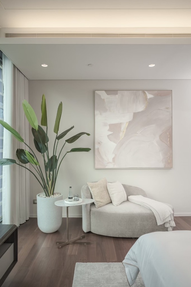 For SaleCondoWitthayu, Chidlom, Langsuan, Ploenchit : 𝐅𝐎𝐑 𝐒𝐀𝐋𝐄 🔥🔥 Selling 𝐒𝐢𝐧𝐝𝐡𝐨𝐫𝐧 𝐊𝐞𝐦𝐩𝐢𝐧𝐬𝐤𝐢 𝐑𝐞𝐬 𝐢𝐝𝐞𝐧𝐜𝐞𝐬 ; 𝟐 𝐁𝐞𝐝𝐫𝐨𝐨𝐦, 𝟐 Bath, Size 𝟏𝟔𝟎 sqm. , Price 𝟏𝟓𝟗 MB Contact Khun Nat 𝟎𝟗 𝟓𝟗𝟒𝟏𝟓𝟗𝟗𝟗