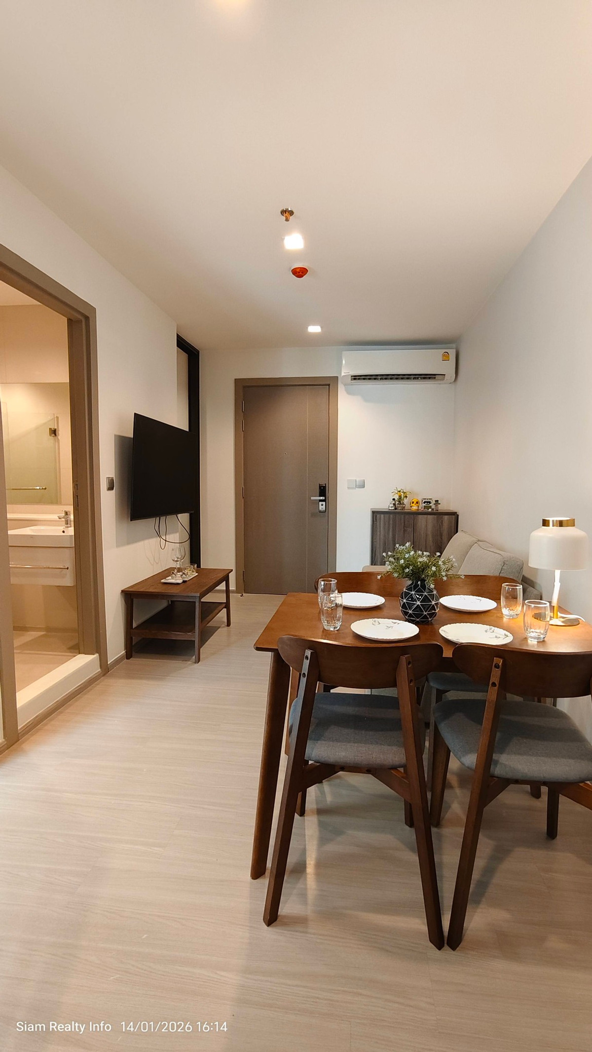 ให้เช่าคอนโดพระราม 9 เพชรบุรีตัดใหม่ RCA : ไลฟ์ อโศก พระราม 9 2 ห้องนอน Life Asoke Rama9 คอนโดให้เช่า ใกล้ MRT พระราม 9 กรุงเทพ