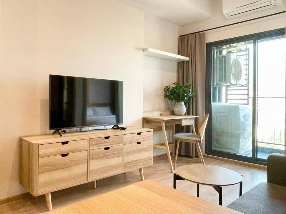 ให้เช่าคอนโดพระราม 9 เพชรบุรีตัดใหม่ RCA : Condo for RENT ** Ideo Rama 9 -Asoke  ห้องกว้าง 35 ตรม.  พร้อมอยู่@22,000  ห้องจริงพร้อมให้เข้าชมค่ะ โทรเลย  0962615656  ห้องกว้าง 35 ตรม.   พร้อมอยู่   Location : Rama 9  Rental Price : 22,000 Baht  Condominium near MRT