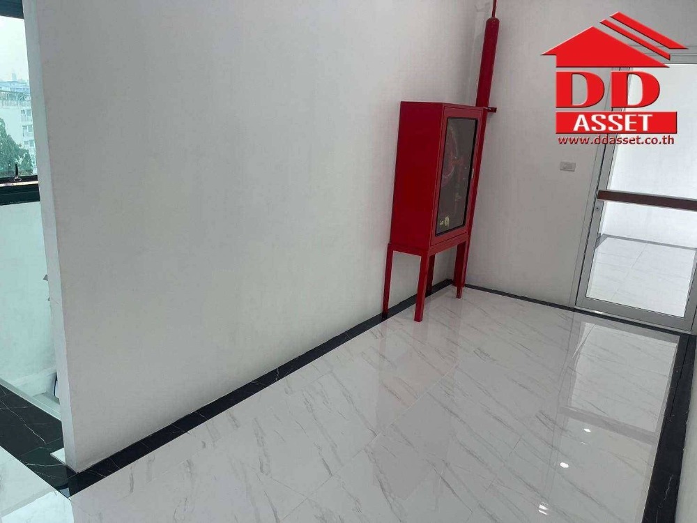 ให้เช่าอาคารพาณิชย์ลาดพร้าว เซ็นทรัลลาดพร้าว : ให้เช่า / ขาย ตึกอาคารพาณิชย์ 6 ชั้น  ซอยลาดพร้าว87   รหัสทรัพย์ : B8017