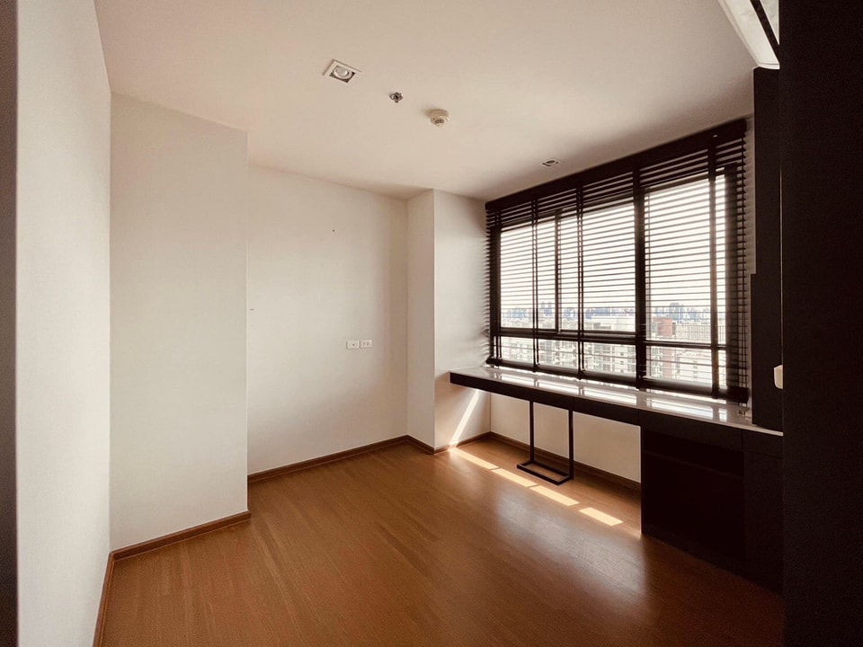 For SaleCondoSapankwai,Jatujak : ✅ S-IDPJU108 ✅ Line : @p2nproperty