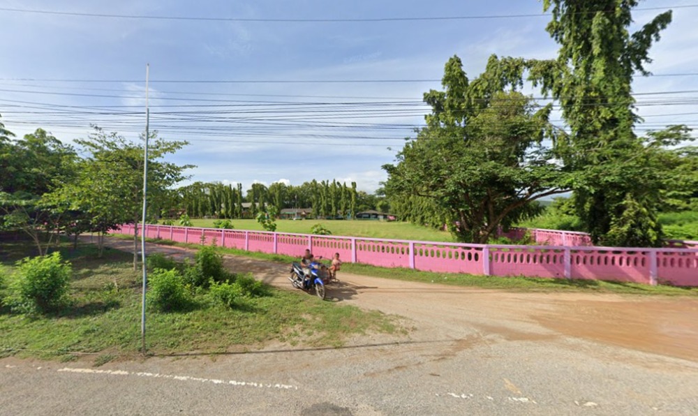 ขายที่ดินกาญจนบุรี : ที่ดินใกล้แม่น้ำ ราคาถูก วิวธรรมชาติ 100 ตร.วา ทำบ้านสวน/รีสอร์ทได้ 