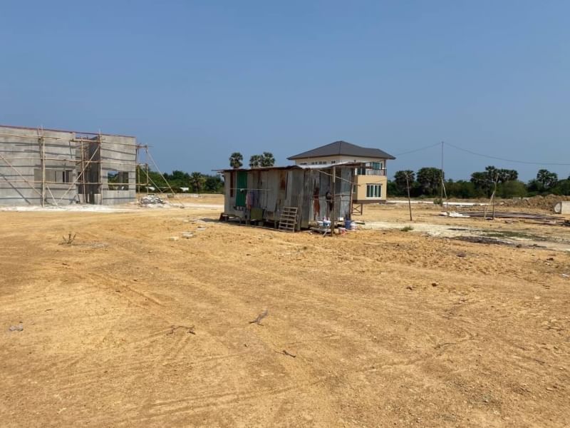 ขายที่ดินชะอำ เพชรบุรี : ขายที่ดิน 18 ไร่ 52 ตารางวา ติดทางหลวงแผ่นดินสายเพชรบุรี-บ้านแหลมฝั่งตะวันออก เป็นที่ดินถมเรียบร้อยแล้ว อำเภอเมืองเพชรบุรี ตำบลหนองโสน จังหวัดเพชรบุรี