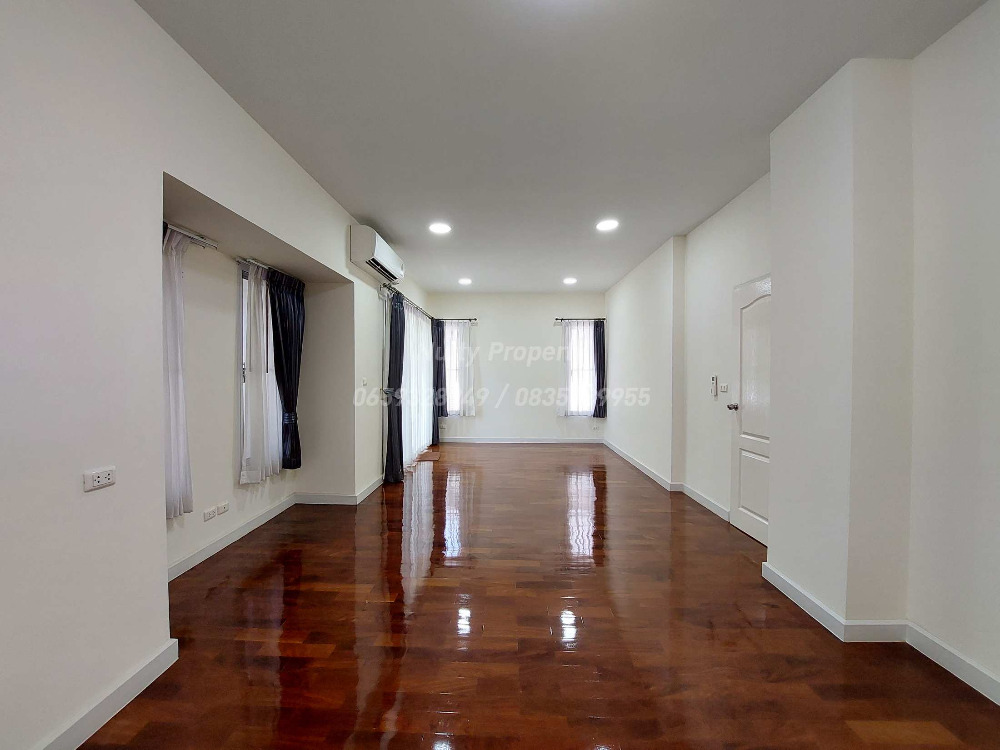 For SaleHouseBangna, Bearing, Lasalle : Blue Lagoon 1, detached house, Bangna zone. Shady project, very well maintained, 76 square wah, 250 square meters.