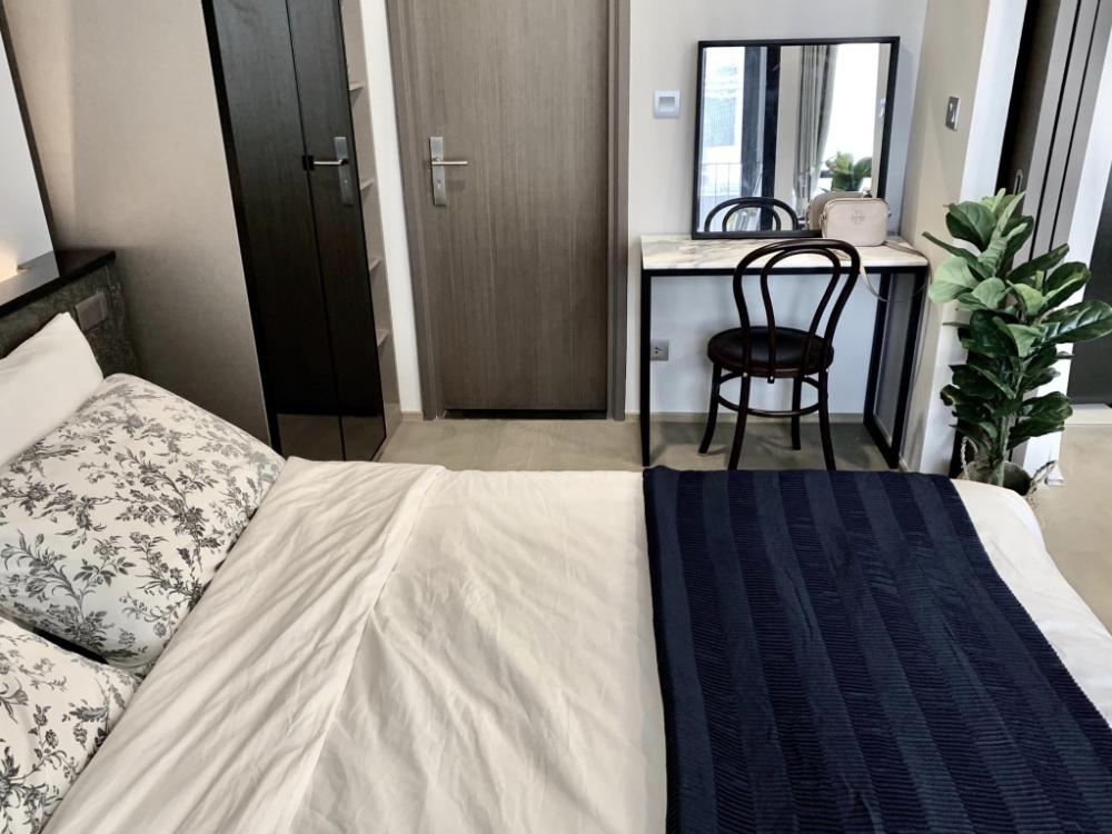 For SaleCondoSiam Paragon ,Chulalongkorn,Samyan : For resale ! Luxury condo for sale, Ashton chula-silom (Aston Chula-Silom), 1 Bed, floor 12a+, size 30.5 sq m, price 7,090,000 baht.