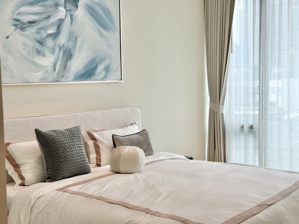 For RentCondoWitthayu, Chidlom, Langsuan, Ploenchit : For rent, 2 large bedrooms, garden view.