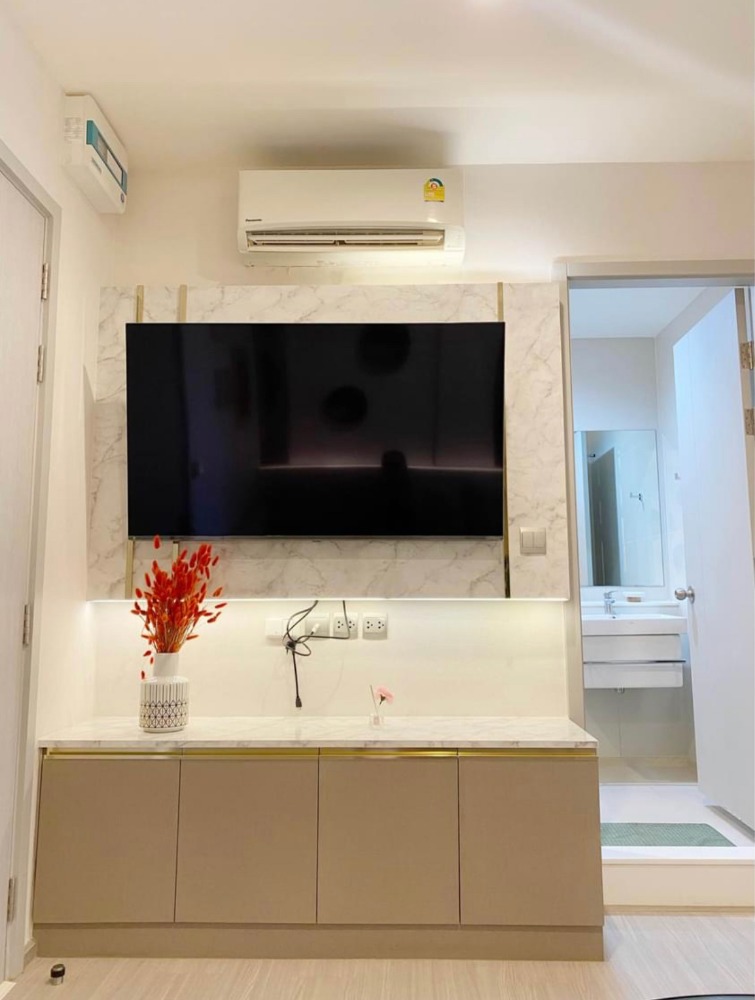 For RentCondoOnnut, Udomsuk : For rent: Life S62 1Bedroom, beautifully renovated, near BTS Bang Chak and the expressway, convenient travel, complete central area, fully furnished, ready to move in.