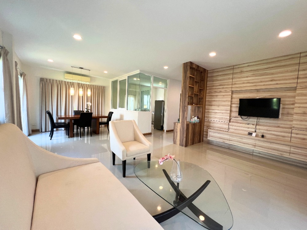 For SaleHousePattaya, Bangsaen, Chonburi : Single house for sale, Casa Legend Sriracha, Suan Suea, 60.1 sq m., 3 bedrooms, 3 bathrooms, beautifully decorated, ready to move in.