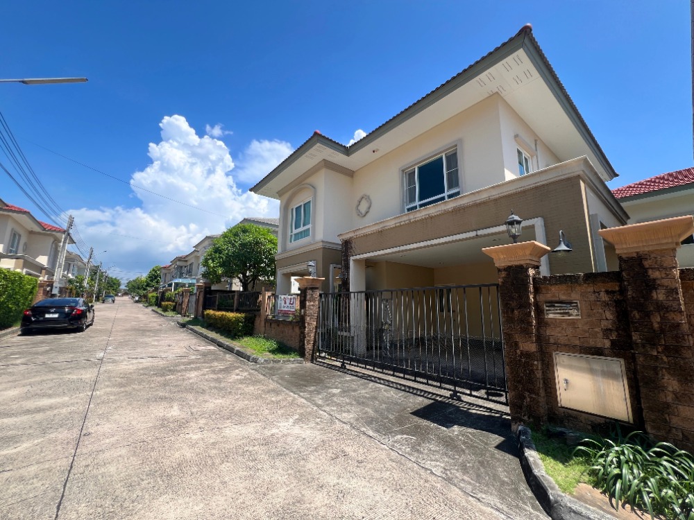 For SaleHousePattaya, Bangsaen, Chonburi : Single house for sale, Casa Legend Sriracha, Suan Suea, 60.1 sq m., 3 bedrooms, 3 bathrooms, beautifully decorated, ready to move in.