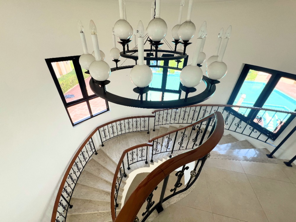 For SaleHousePattaya, Bangsaen, Chonburi : Single house for sale, Casa Legend Sriracha, Suan Suea, 60.1 sq m., 3 bedrooms, 3 bathrooms, beautifully decorated, ready to move in.