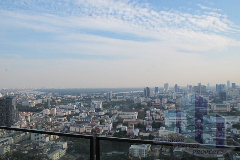For SaleCondoSathorn, Narathiwat : 3 bedrooms with river-view, The Met condo in Sathorn For Sale