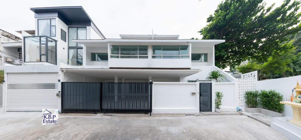 ขายทาวน์โฮมสุขุมวิท อโศก ทองหล่อ : ขาย #ทาวโฮมสุขุมวิท 15 48ตร.วา 440ตรม 3ชั้น 4นอน 6น้ำ นัดชมโทร 0645254286