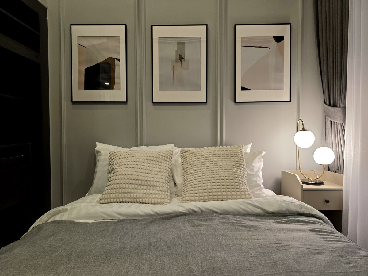 ให้เช่าคอนโดสยาม จุฬา สามย่าน : Park Origin Chula - Samyan 【𝐑𝐄𝐍𝐓】🔥 ห้องใหญ่ 2 ห้องนอน ตกแต่งสวยหรู วิวใจกลางเมือง เดินทางสะดวก ใกล้ MRT สามย่าน 🔥ติดต่อไลน์ไอดี: @hacondo