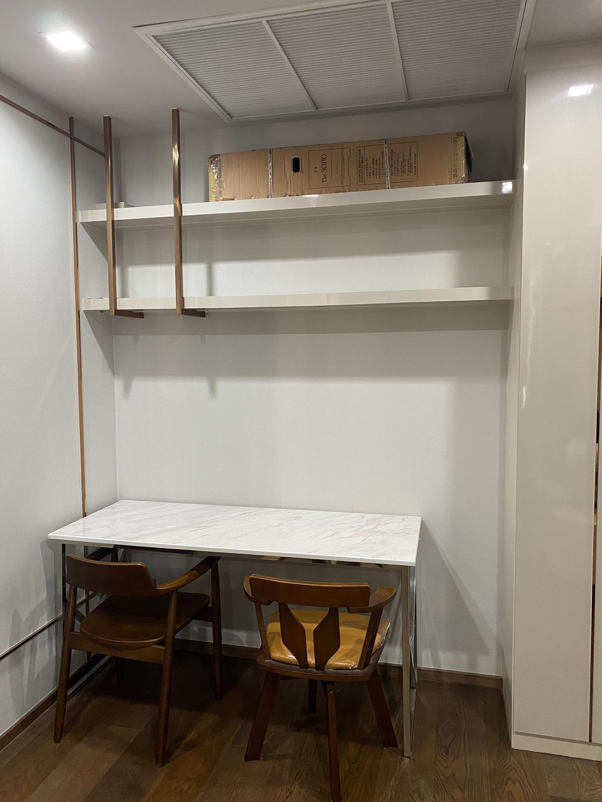 ให้เช่าคอนโดอารีย์ อนุสาวรีย์ : ให้ เช่า Ideo q victory ห้อง Studio พร้อมเข้าอยู่ ราคาพิเศษ