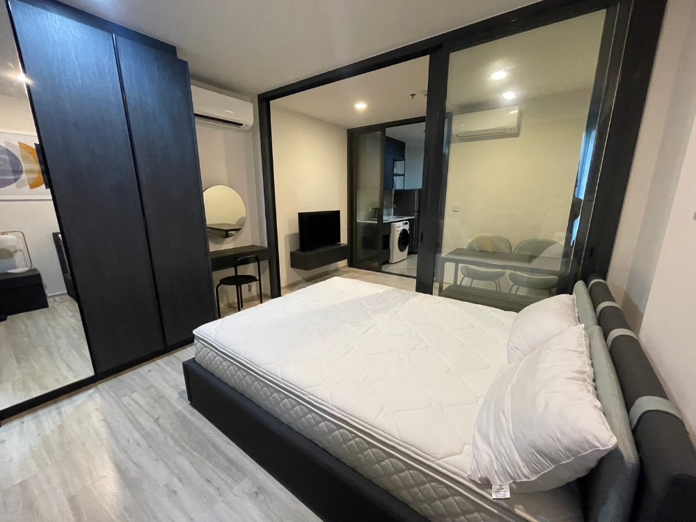 For RentCondoRatchadapisek, Huaikwang, Suttisan : 📌XT Huaikhwang  🛁1 bedroom/1 bathroom 🛌9th floor 🛋️Size 30.12 sqm. 