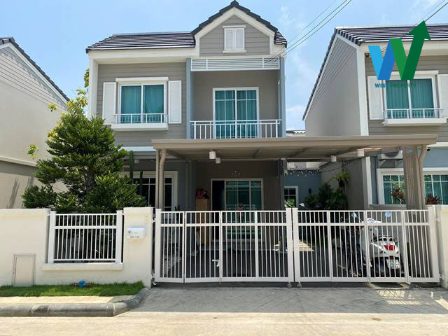 For SaleTownhomeBangna, Bearing, Lasalle : For sale The Village Bangna-Wongwaen 4 (The Village Bangna-Wongwaen 4) near Concordian International School.
