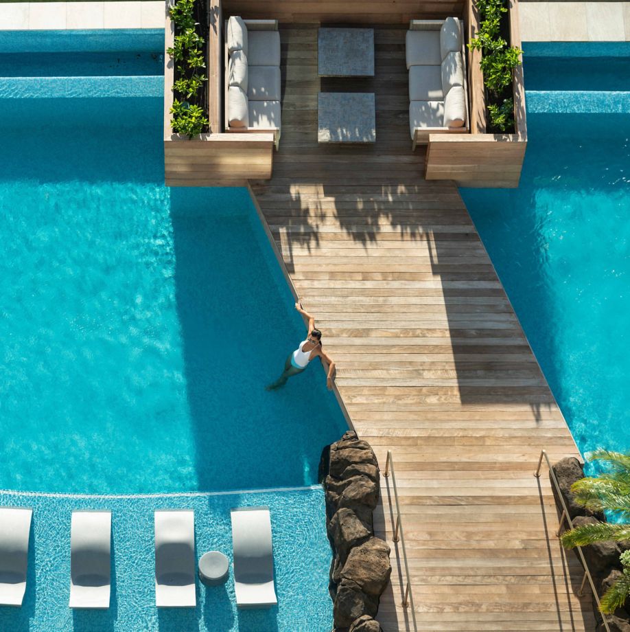 For SaleCondoSathorn, Narathiwat : 🔥🔥 𝐅𝐎𝐑 𝐒𝐀𝐋𝐄 : 𝐓𝐡𝐞 𝐑𝐢𝐭𝐳 𝐂𝐚𝐫𝐥𝐭𝐨𝐧 𝐑𝐞𝐬𝐢𝐝 Size 𝟒𝟎𝟖.𝟕𝟓 𝐬𝐪𝐦. 𝟑 Bed 𝟒 Bath Price 𝟑𝟏𝟎 𝐌𝐁 Contact Khun Nat 𝟎𝟗𝟓𝟗𝟒𝟏𝟓𝟗𝟗𝟗