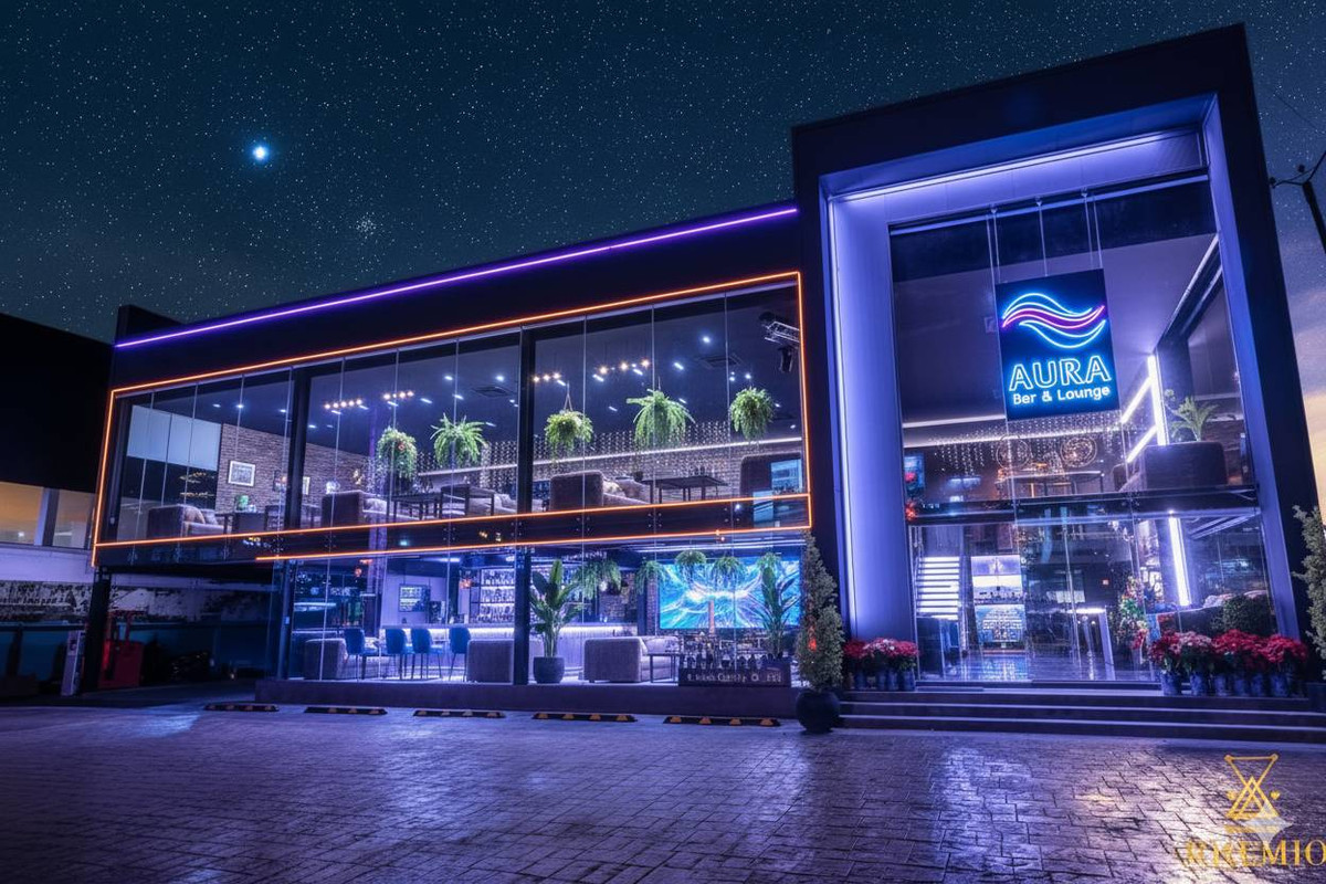 For RentShowroomRama5, Ratchapruek, Bangkruai : For rent-lease 2-story showroom with car service center. There is an elevator to lift cars up to show on the 2nd floor. Prominent location next to Ratchaphruek-Nakhon In Road, near The Walk, Home Pro.Central Westville Ratchaphruek.