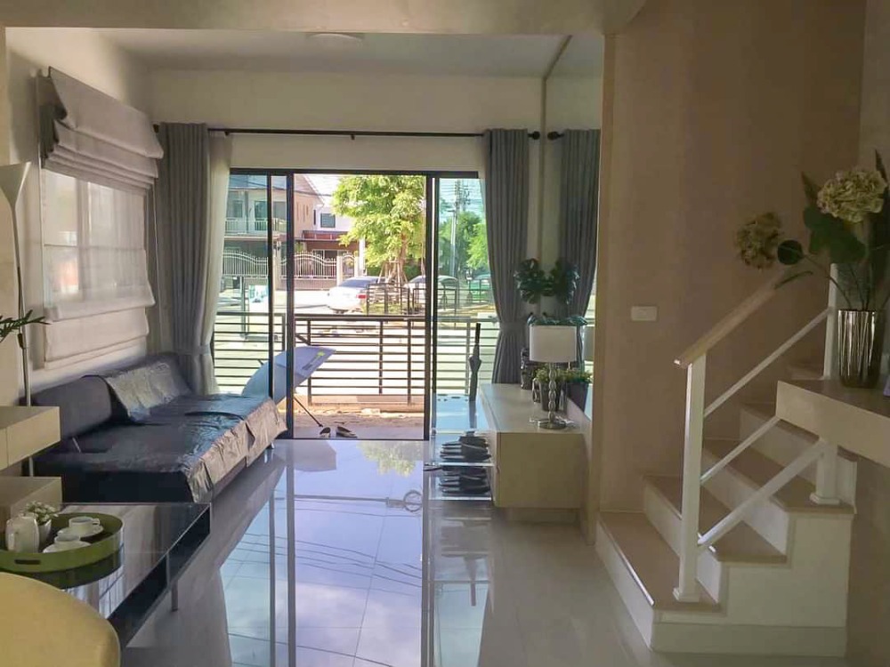 For SaleTownhomePattanakan, Srinakarin : P-2517 Urgent sale and rental! The Connect Suan Luang - On Nut, beautiful house, good location, close to amenities.