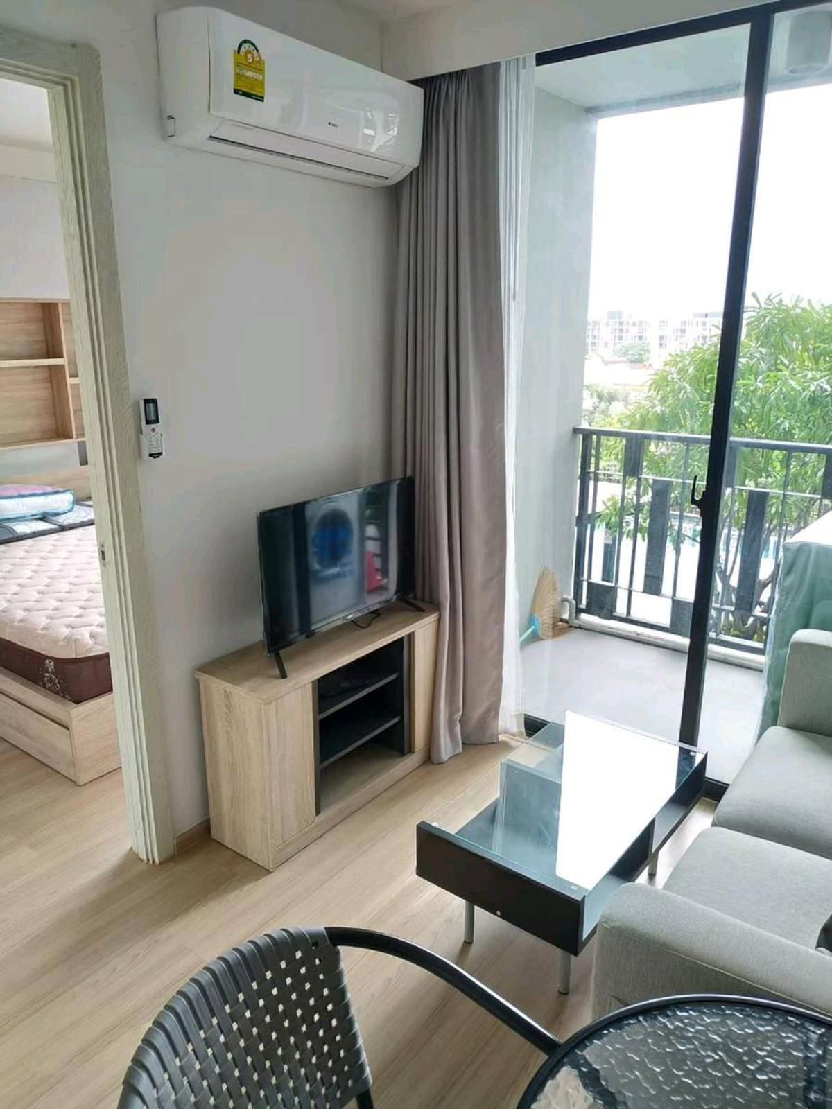 For RentCondoOnnut, Udomsuk : 🔥🔥 Condo Artemis for rent, at the entrance of Sukhumvit Soi 77, near Bic C, Lotus, Habito mall and Century On Nut, can walk to the BTS. Convenient to walk, not lonely. There is a footbridge in front of the project. The project has vans sent to BTS. Leavin