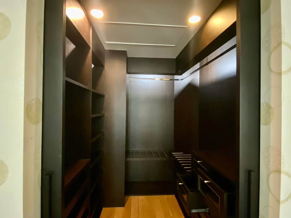 ให้เช่าคอนโดวิทยุ ชิดลม หลังสวน : คอนโดสุดหรู The Park Chidlom ห้องใหญ่ ทำเลดี แต่งครบ เดินทางสะดวก.