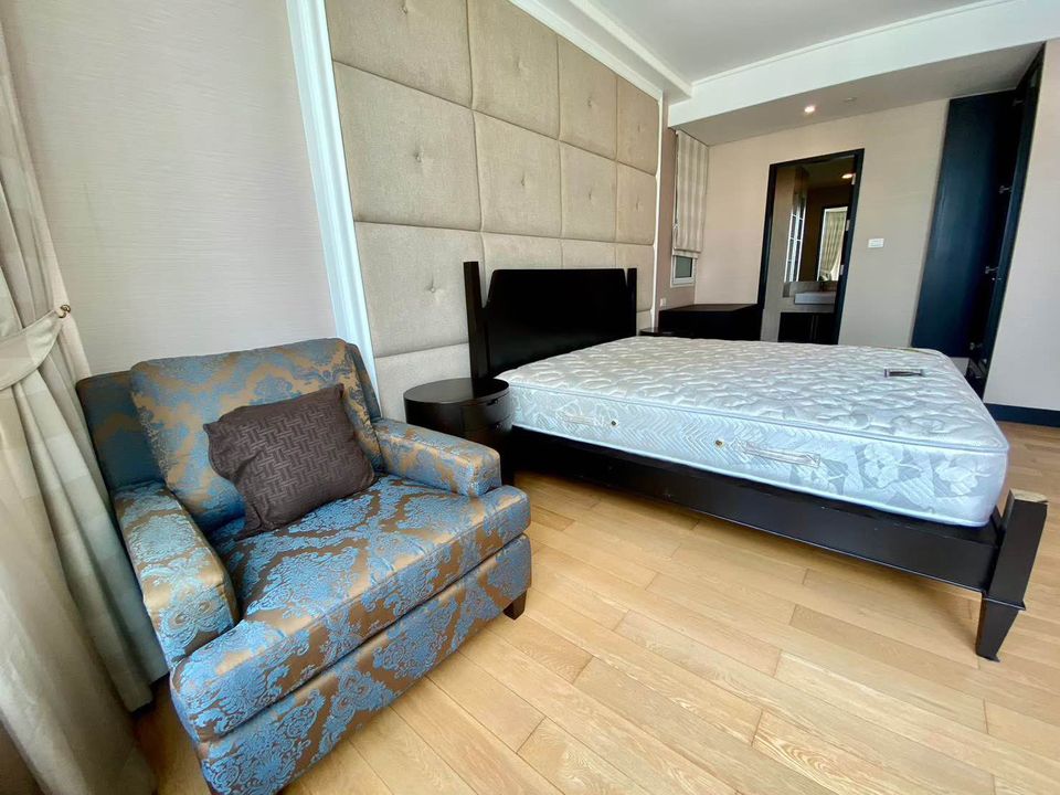 ให้เช่าคอนโดวิทยุ ชิดลม หลังสวน : คอนโดสุดหรู The Park Chidlom ห้องใหญ่ ทำเลดี แต่งครบ เดินทางสะดวก.