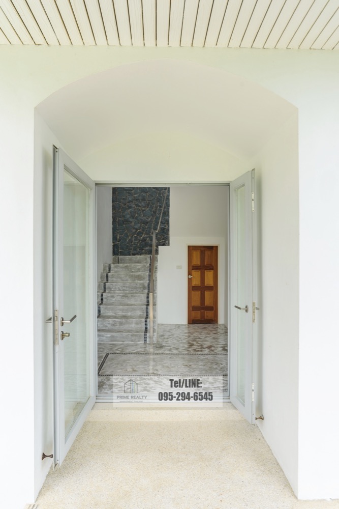 ขายบ้านหัวหิน ประจวบคีรีขันธ์ : ขายบ้านติดทะเลกุยบุรี สไตล์โมเดิร์น