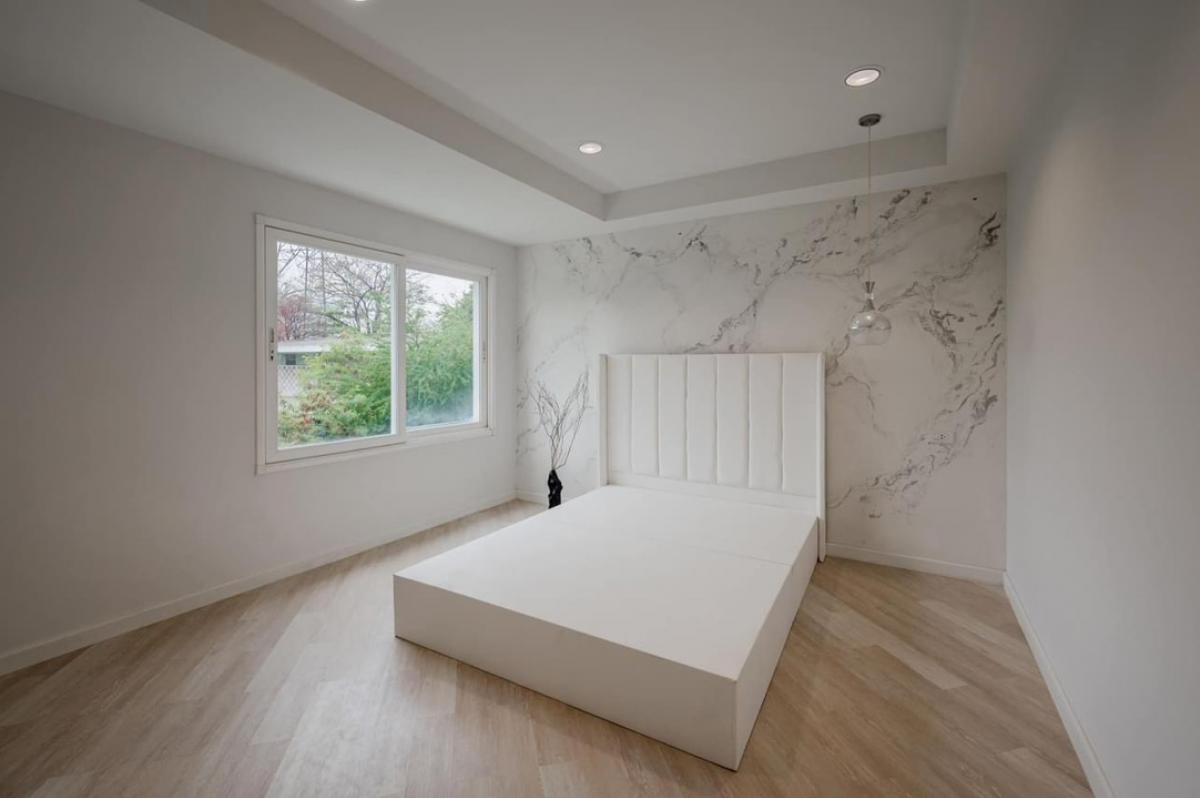 ขายทาวน์โฮมลาดพร้าว เซ็นทรัลลาดพร้าว : 📢👇Townhome 4 ชั้น พร้อมสระว่ายน้ำ  ราคาดี  ปรัปปรุงตกแต่งใหม่ เดินทางสะดวก ได้หลายเส้นทาง ทั้ง วิภาวดี, ลาดพร้าว รัชดาภิเษก เหมาะ สำหรับ พักอาศัย home office หรือ ABNB