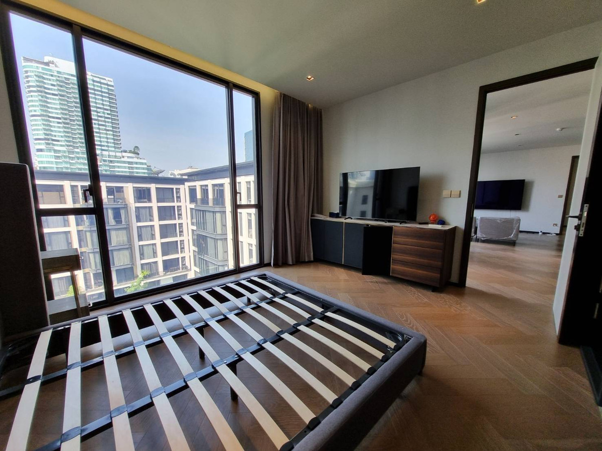 For RentCondoSukhumvit, Asoke, Thonglor : Beautiful room for sale with tenant 2 bed The Reserve Hideaway