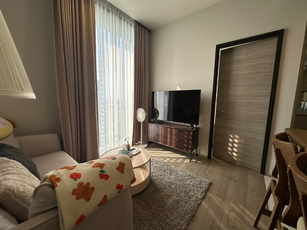 For RentCondoLadprao, Central Ladprao : For rent, 1 bedroom, high floor, garden view, in the heart of Lat Phrao Intersection.