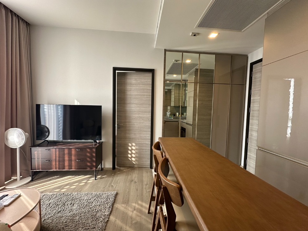 For RentCondoLadprao, Central Ladprao : For rent, 1 bedroom, high floor, garden view, in the heart of Lat Phrao Intersection.