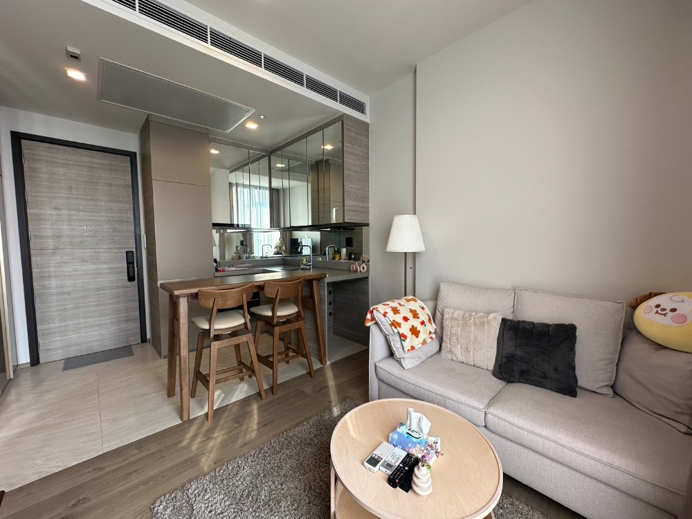 For RentCondoLadprao, Central Ladprao : For rent, 1 bedroom, high floor, garden view, in the heart of Lat Phrao Intersection.