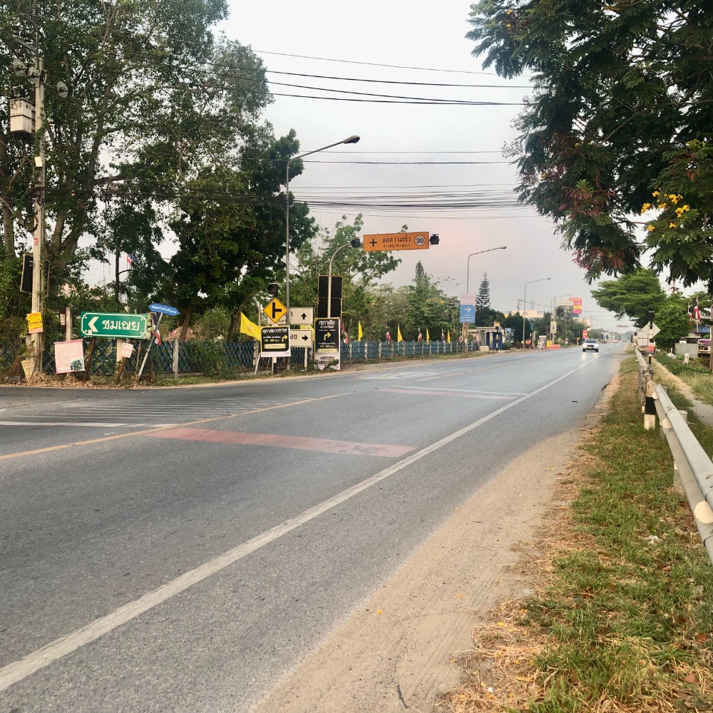 For SaleShop HouseRama5, Ratchapruek, Bangkruai : Commercial & Living space for sale, suitable for business Near the central office, City Hall Subdistrict, Bang Kruai, an area where only public companies build houses for sale.