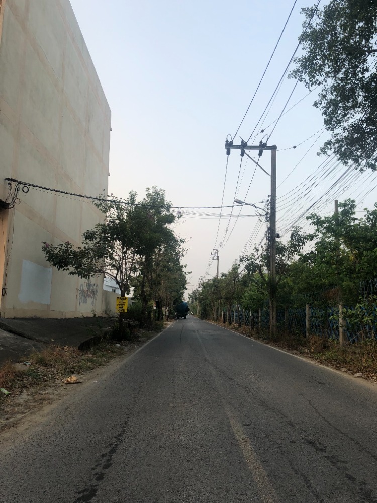 For SaleShop HouseRama5, Ratchapruek, Bangkruai : Commercial & Living space for sale, suitable for business Near the central office, City Hall Subdistrict, Bang Kruai, an area where only public companies build houses for sale.