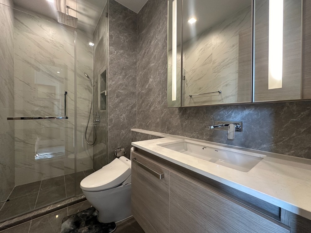 For RentCondoLadprao, Central Ladprao : 1 bedroom for rent, location in the heart of Lat Phrao intersection. Ready to move in