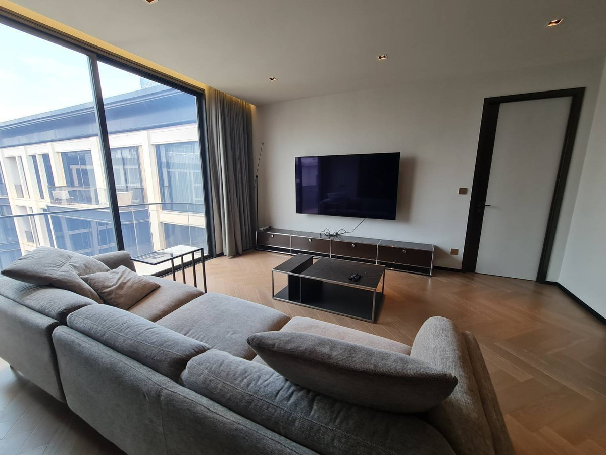 For RentCondoSukhumvit, Asoke, Thonglor : Beautiful room for sale with tenant 2 bed The Reserve Hideaway