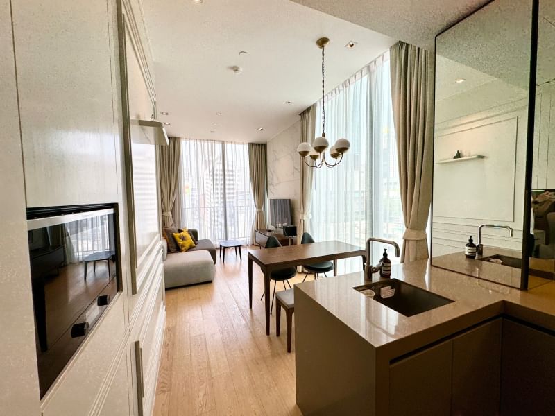 For RentCondoWitthayu, Chidlom, Langsuan, Ploenchit : For rent, 1 bedroom, corner room, fully furnished, ready to move in.